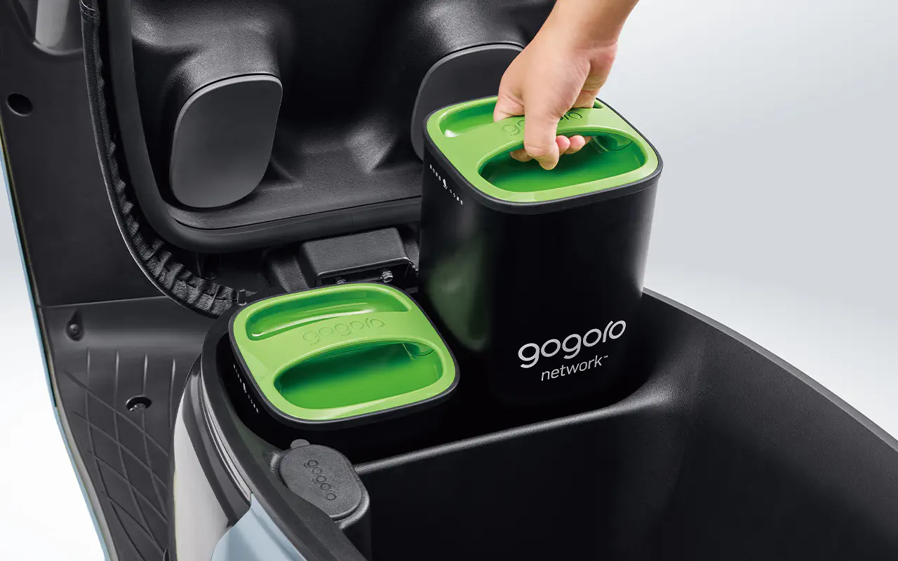 使用Gogoro電池 6秒換電